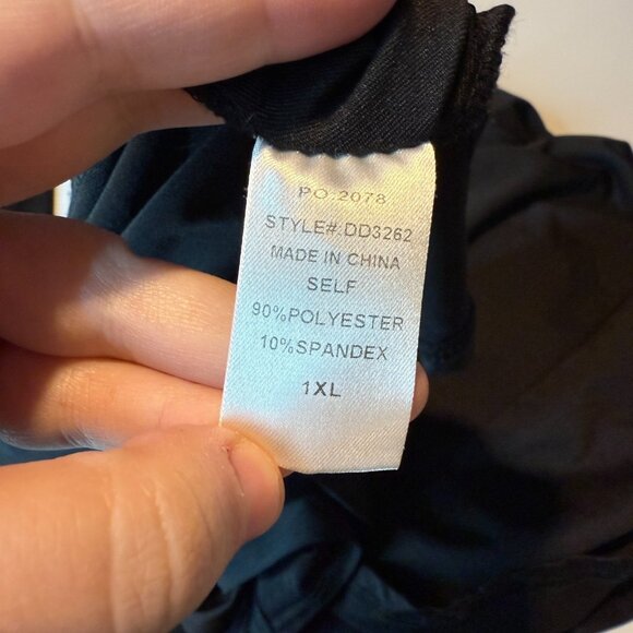 Baltic Born Women 1XL Arianna Maxi Dress V Neck Black Side Slit Flowy Stretch - Picture 6 of 12